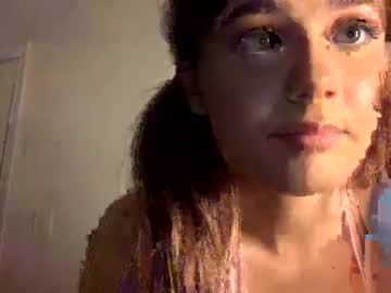 pinkfeetlines  female  webcam