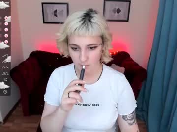 female cam girl yolandi_toit image #2198082