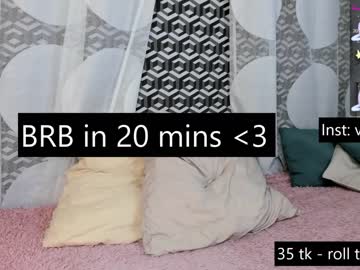 female cam couple vivianperri image #3264451