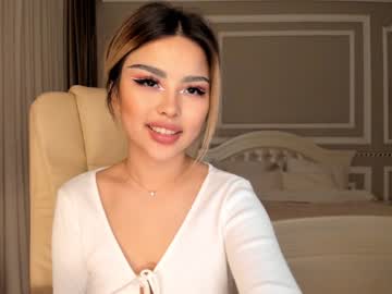 female cam girl bae_suz image #1168165