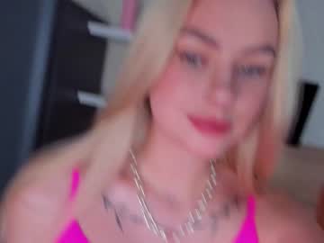 female cam girl 8a8y_nura image #223803