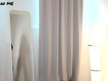 female cam girl y_u_m_i_k_a image #2388350
