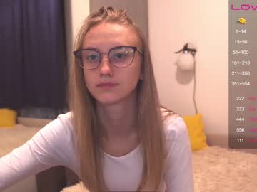 female cam girl angeellina image #1392653