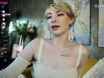 female cam girl iggywow image #2050772