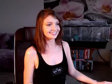 female cam girl jennycutey image #907042