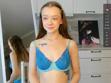 female cam couple beverlyvega image #3197374