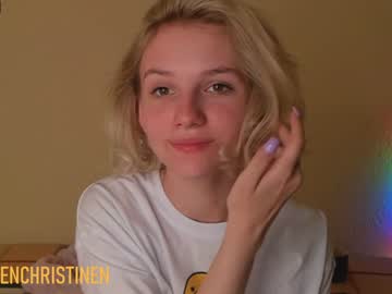 female cam couple helenchristensen image #2360443
