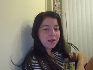 female cam girl babyrae1010 image #2407731