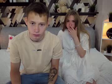female cam couple casey_and_tommy image #2136500
