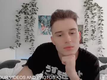 female cam couple alicekaneky_xx image #1934919