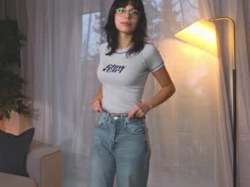 female cam girl guinevereatcher image #4038380