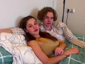 female cam couple di_n_alex image #663777