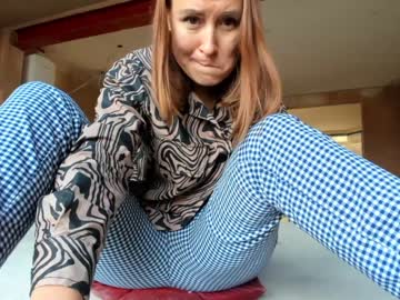 female cam girl eatmypie69 image #3091355