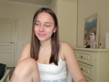 female cam girl eleonora_linn image #2224302