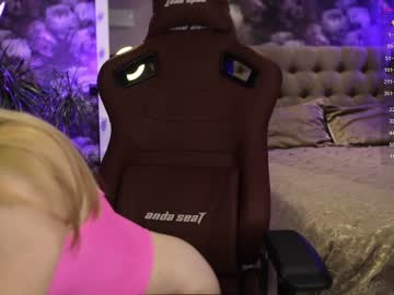 female cam girl angeellina image #2936867
