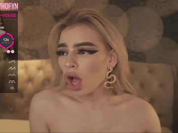 female cam girl crystalreves image #869349