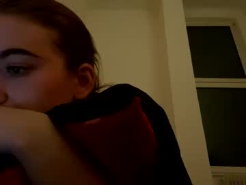 female cam girl lilfrooti0 image #3980197