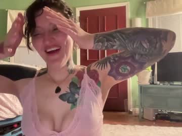 twerkingelle  female  webcam