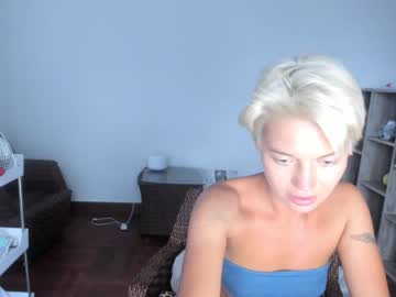 female cam girl honey_bunny_420 image #1820392