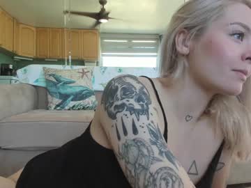 female cam girl honey_sunshine image #2319059