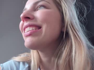 female cam girl lilu_hart image #1706442