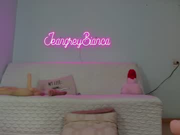 female cam girl jeangreybianca image #3302087