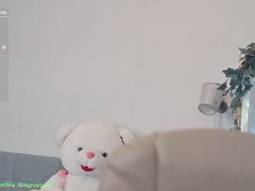female cam girl mia_milagros image #1961877