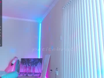 female cam girl petitebrat image #1951871