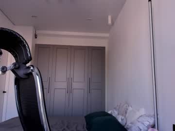 female cam girl adriana_hill image #2123470