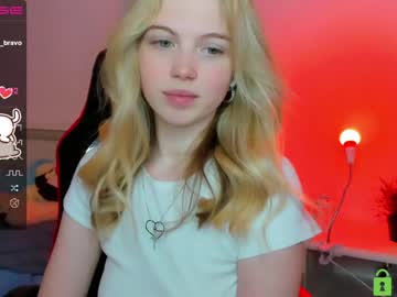 female cam girl small_blondee image #3684003