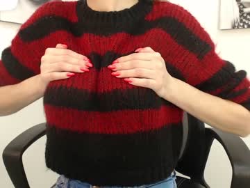 female cam girl eat_mee_out image #1482878