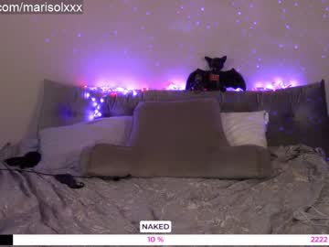 female cam girl mari_and_jandro image #3695024