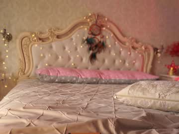 female cam girl pussy__money__weed image #2315527