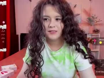 female cam girl sharlotte_gilbi image #2217569