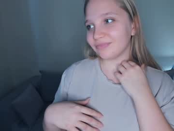 female cam girl beauty_sol image #3976295