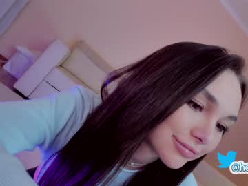female cam girl hollyextra image #3008281