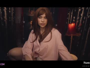 female cam girl lucieoude_ image #1579969