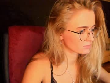 female cam girl linellali image #2933735