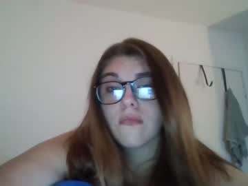 female cam couple pawganddawg image #2328725