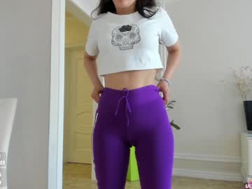 female cam girl sweety_rinushka_ image #2215980