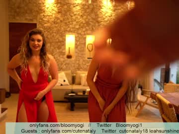 female cam girl bloomyogi image #1090921