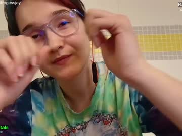 female cam girl frogessjay image #314471