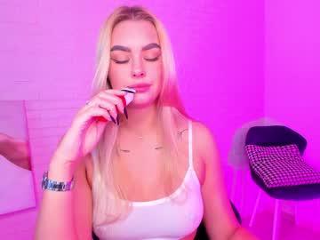 female cam girl 8a8y_nura image #1172542