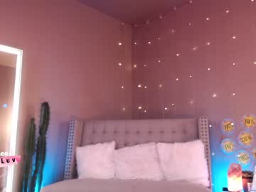 female cam girl aubrilee image #2749684