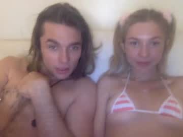 female cam couple kittyprincess333 image #390571