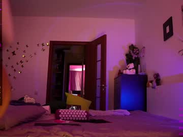 female cam girl kronniekray image #2300624