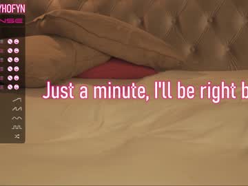 female cam girl crystalreves image #703523