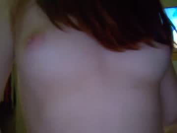 female cam couple sparrowlyssasecret image #2651680