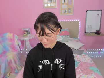 female cam girl little_effy18 image #2118407