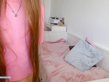 female cam girl ambertan1 image #2115214